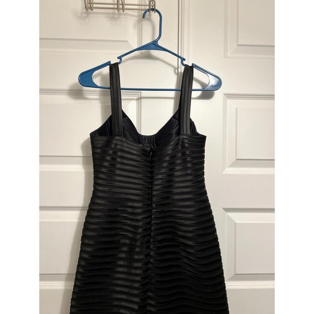 BCBG MAX AZRIA $398 Black Satin Banded Mesh Lined Maxi Evening Dress Size 8 - Picture 5 of 9